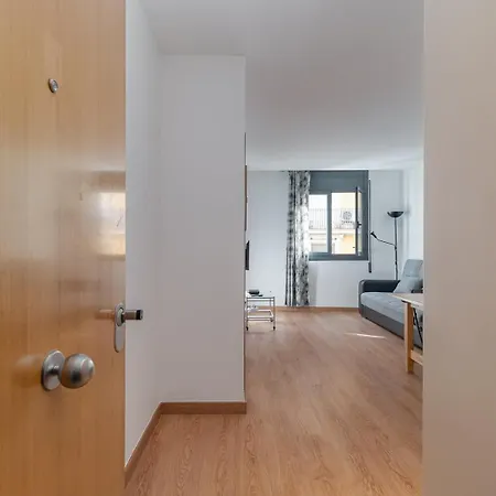 Guestready - Bright Near Montjuic
