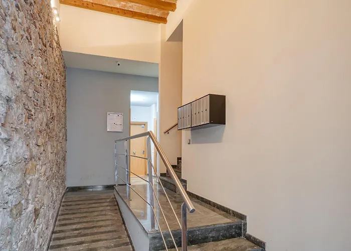 Guestready - Bright Near Montjuic