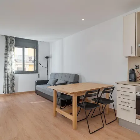 Apartamento Guestready - Bright Near Montjuic Barcelona